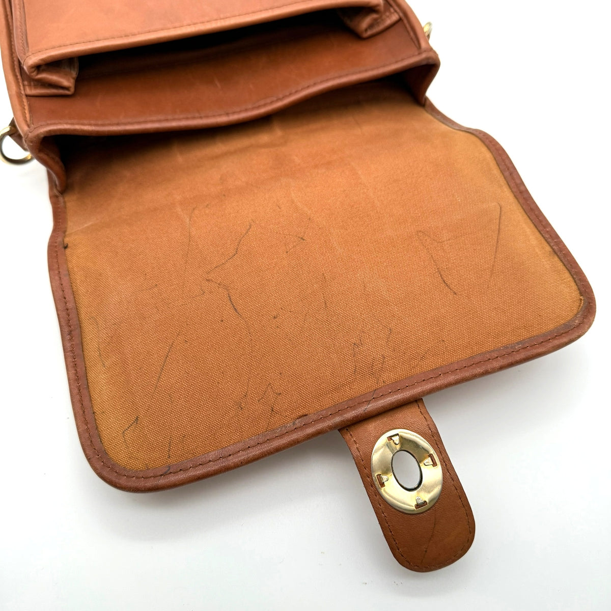 Vintage Georgetown Leather Design Crossbody Bag Tan Brown Leather Satchel 90s