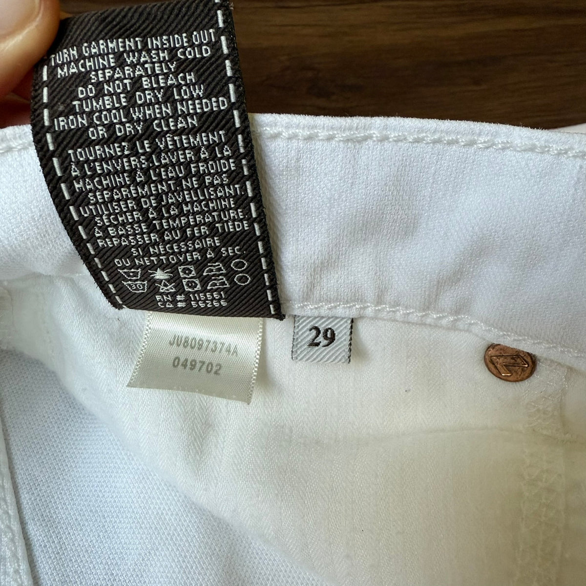 7 For All Mankind White Cropped Low Rise Jeans Women’s Size 29