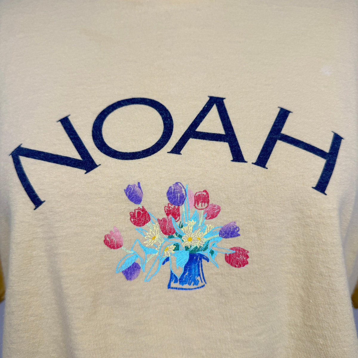 NOAH Graphic T Shirt 100% Cotton Cropped M Yellow Floral Sporty Streetwear