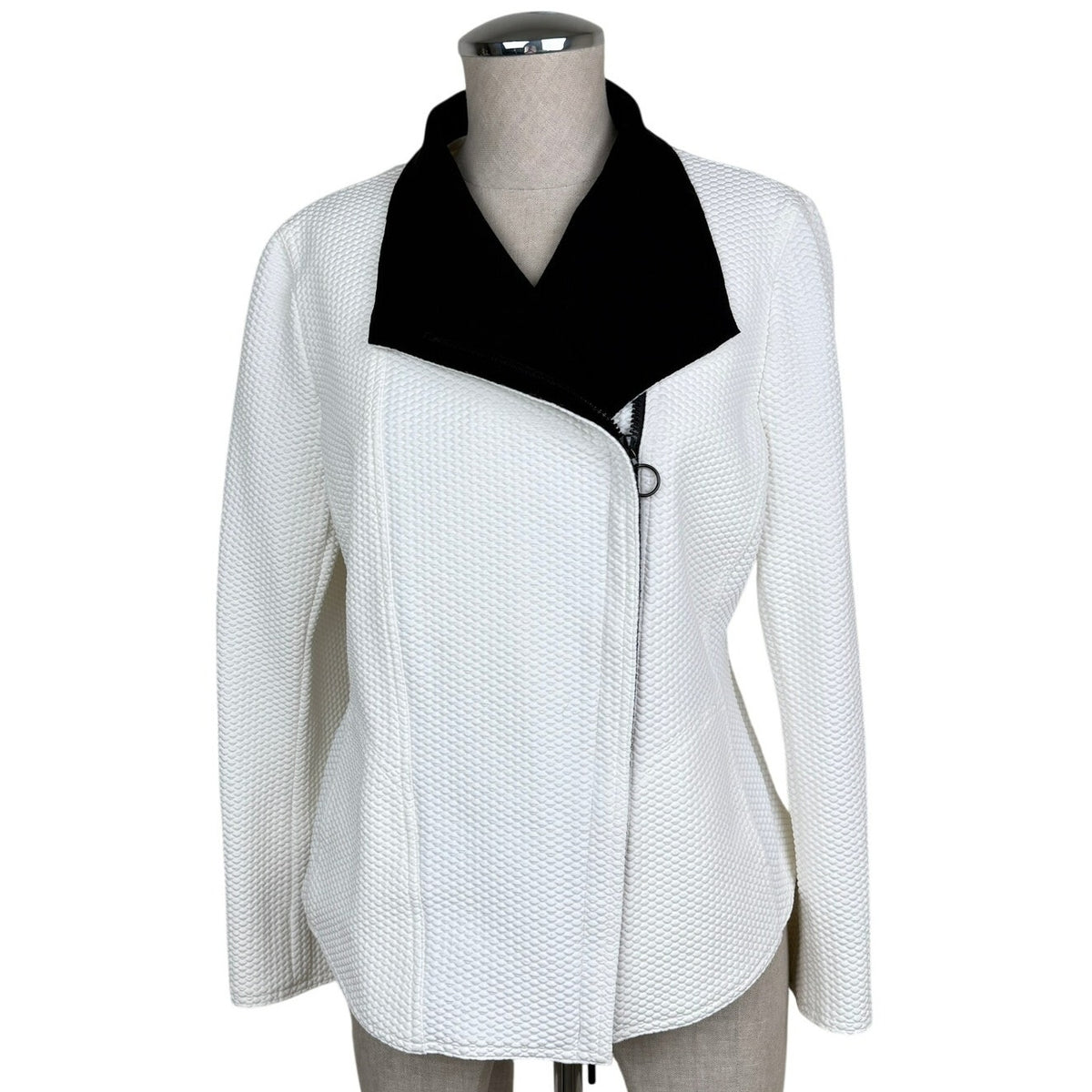 Akris Punto Textured Asymmetrical Moto Jacket