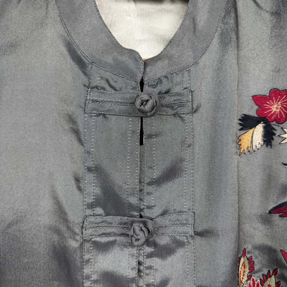 Vintage Chico's Design Embroidered Asian Inspired Jacket Gray Mandarin Collar