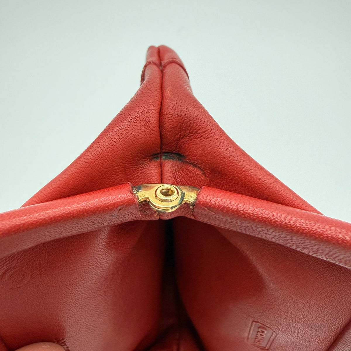 Coach Vintage 90s Leather Kisslock Coin Purse Red Gold Tone Clasp 5x4
