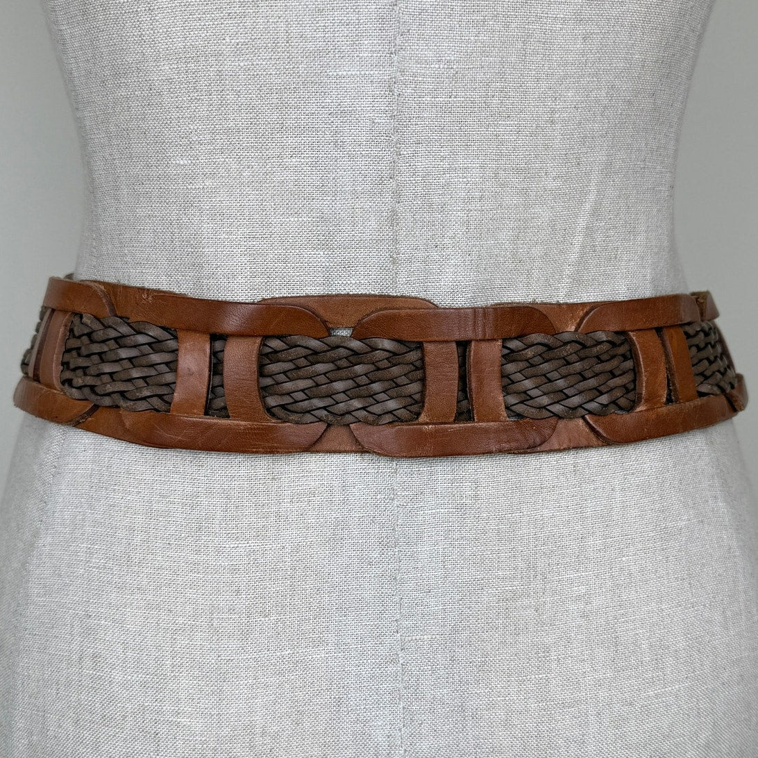 Vintage Y2K Levi's Genuine Leather Braided Belt Brown Woven Western Boho Size M