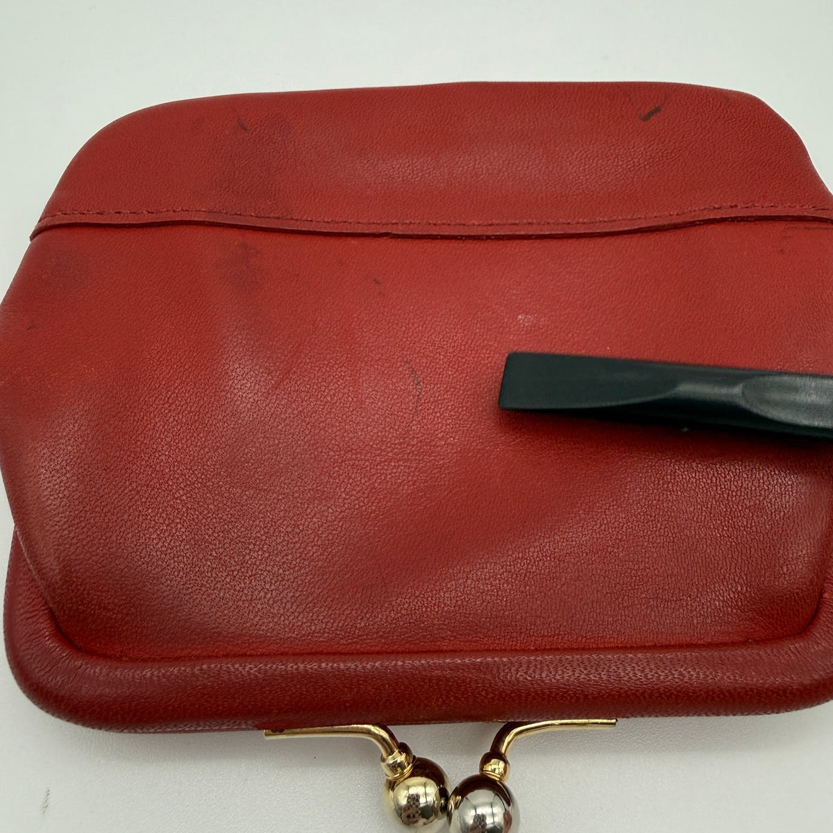 Coach Vintage 90s Leather Kisslock Coin Purse Red Gold Tone Clasp 5x4