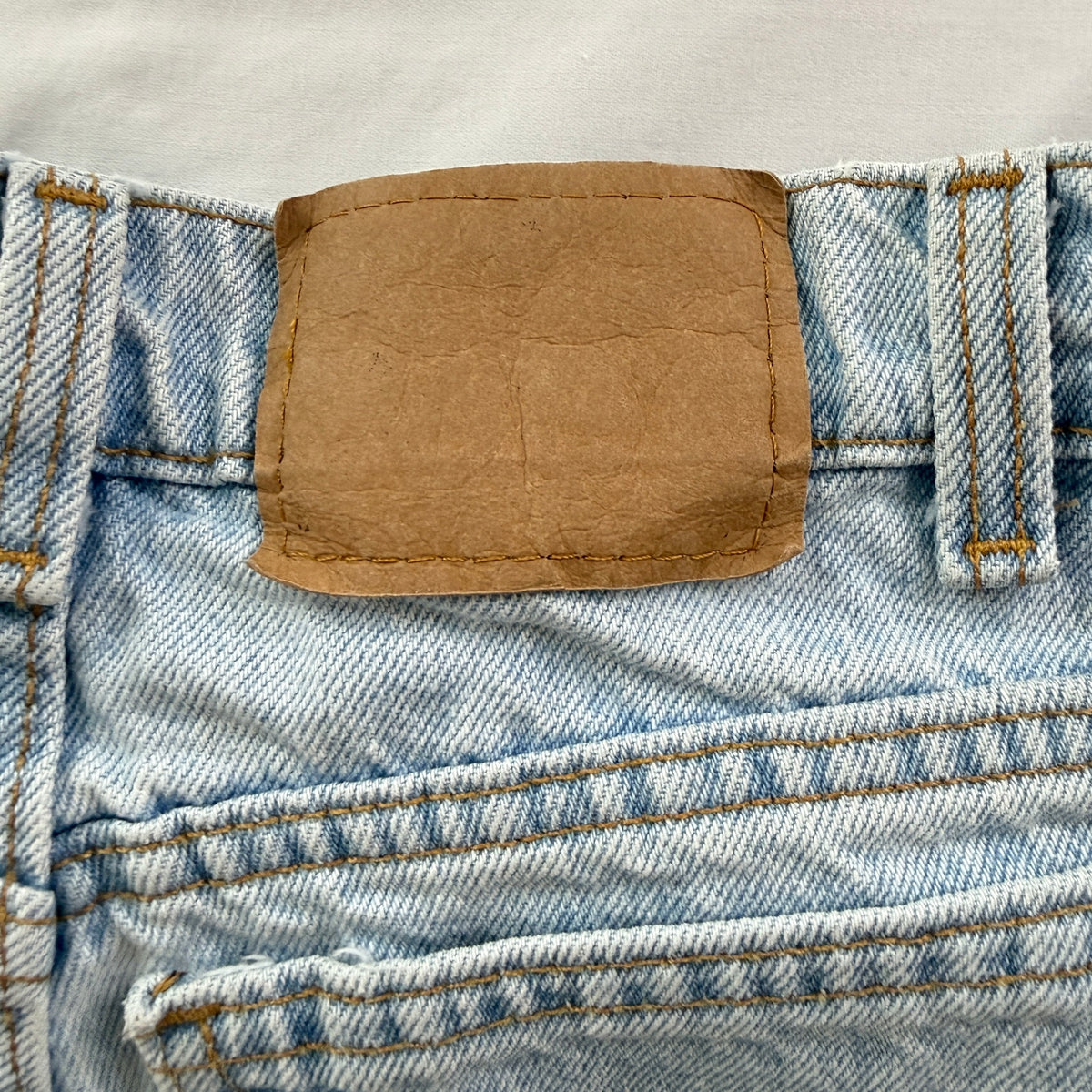 Vintage Levi's 505 Jeans Orange Tab USA Classic Fit W27 L28 90s Light Wash