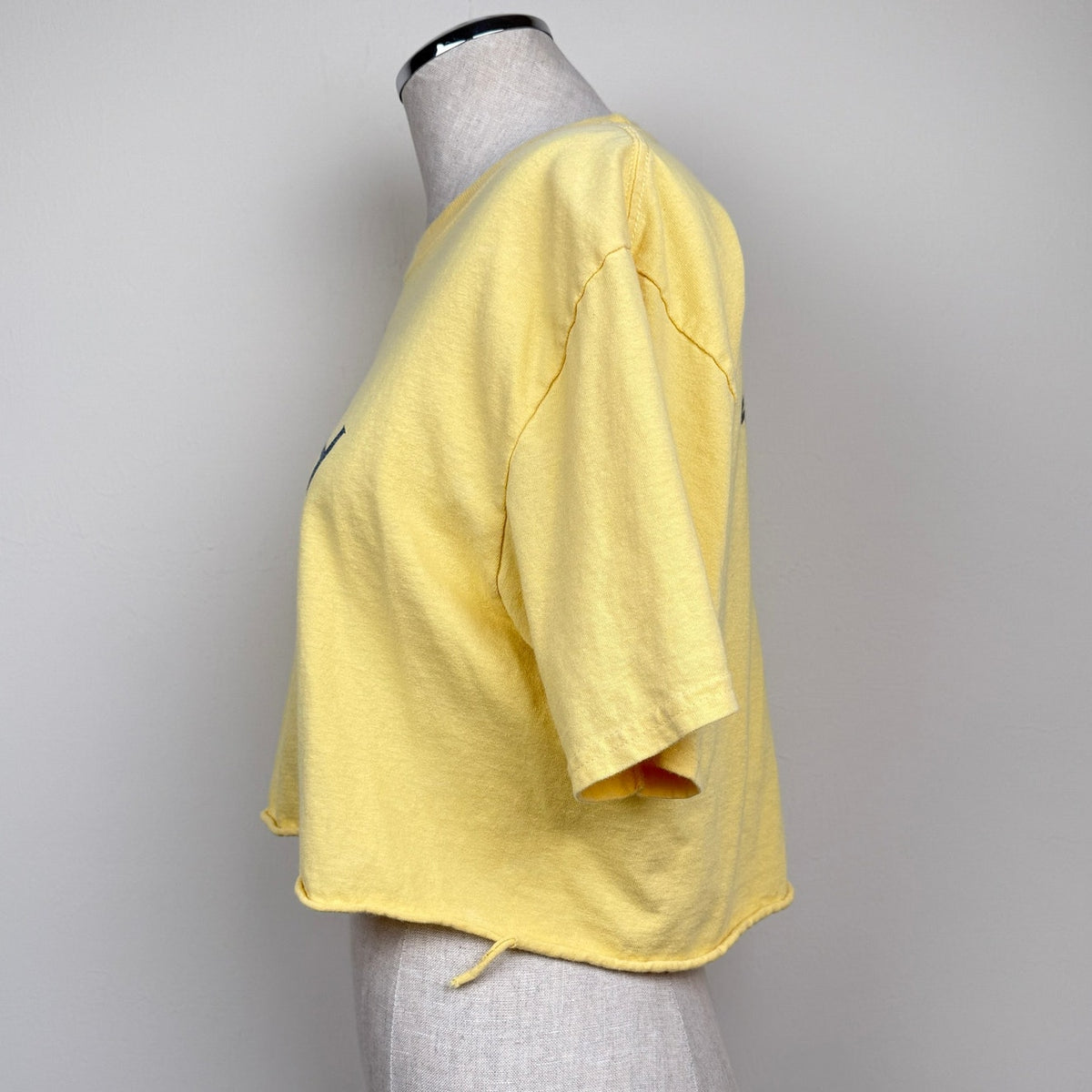 NOAH Graphic T Shirt 100% Cotton Cropped M Yellow Floral Sporty Streetwear