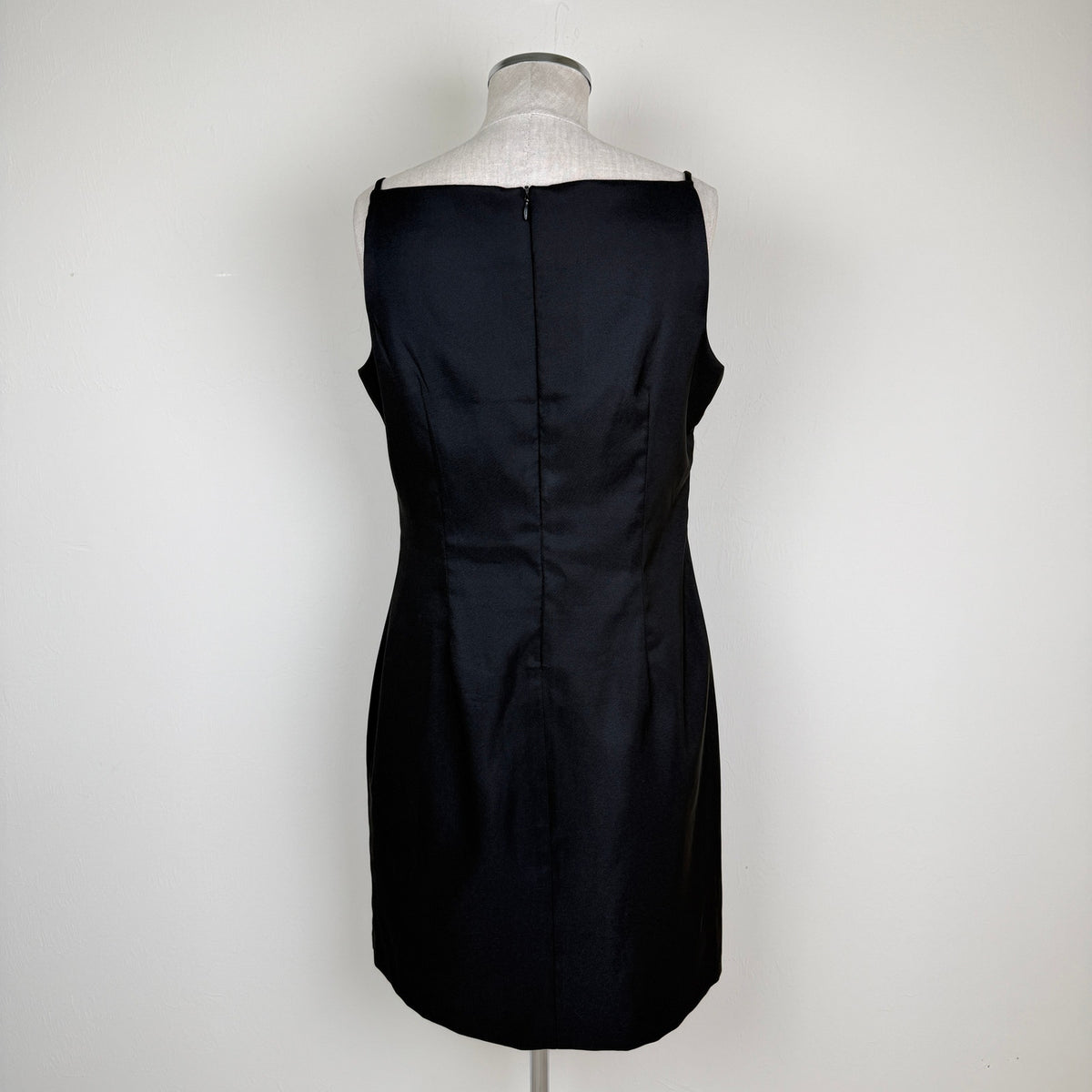 Vintage CDC Petites Black Embroidered Sheath Dress