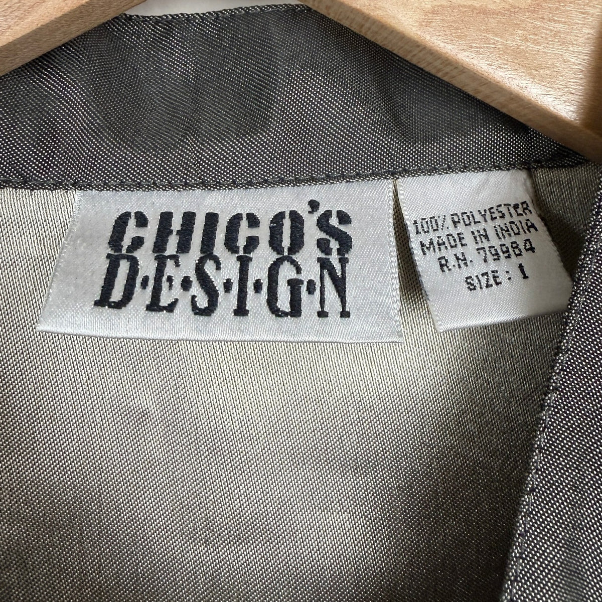 Vintage Chico's Design Embroidered Asian Inspired Jacket Gray Mandarin Collar