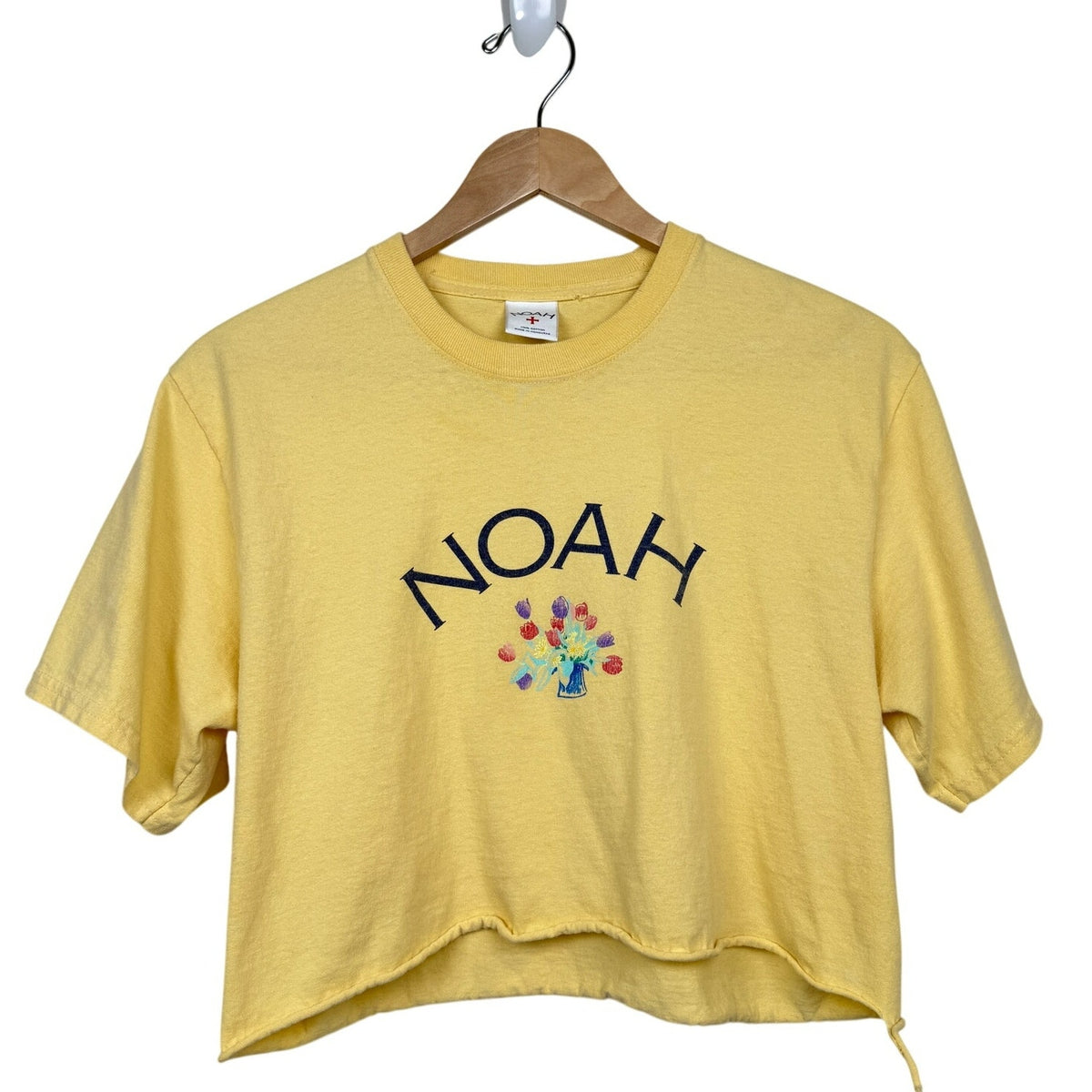 NOAH Graphic T Shirt 100% Cotton Cropped M Yellow Floral Sporty Streetwear